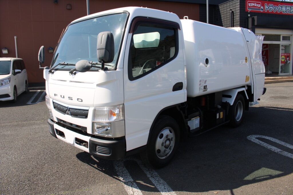 三菱 キャンター パッカー車