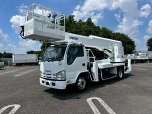 いすゞ エルフ  高所作業車