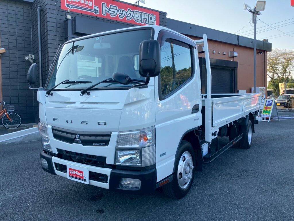 三菱 キャンター 平ボディ