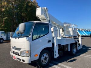 日野 デュトロ  高所作業車