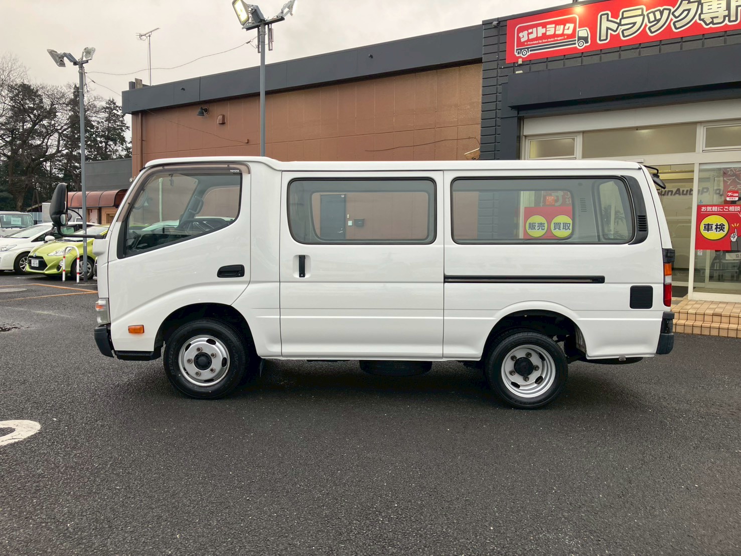 車両外観