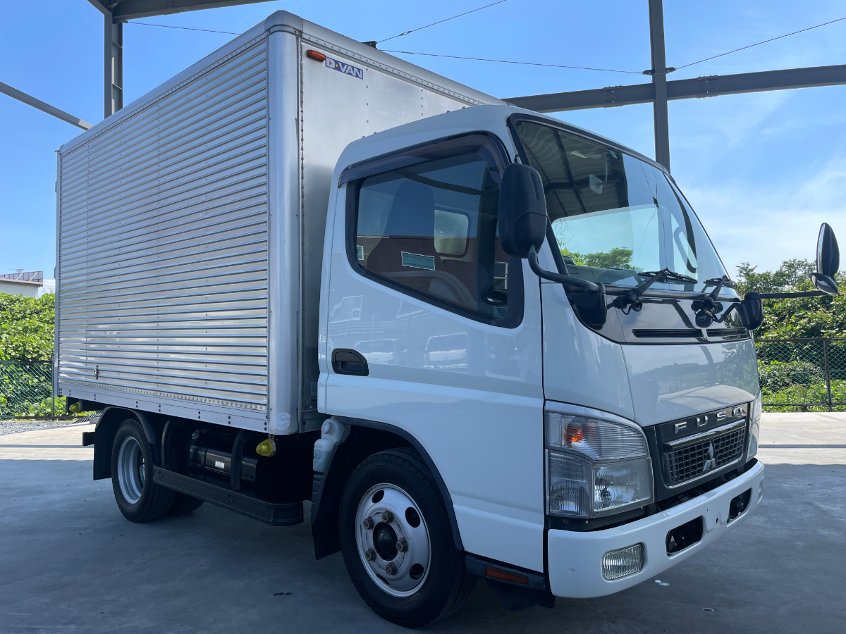 車両外観