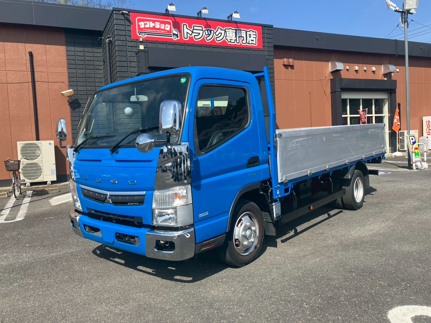 車両外観