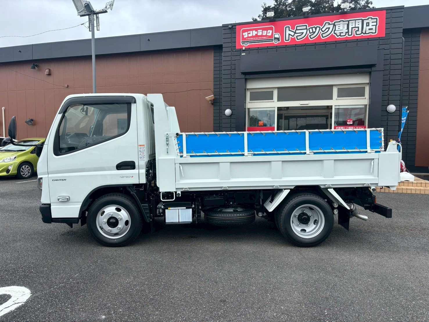 車両外観
