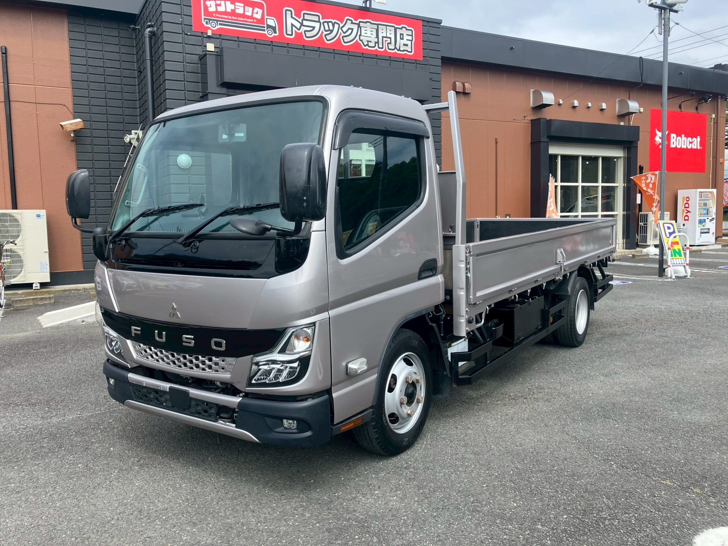 車両外観