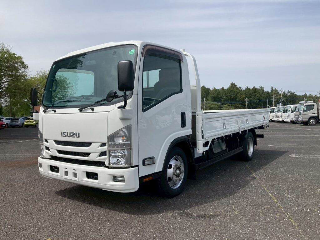 3.5t積　平ボディ　ロング AT