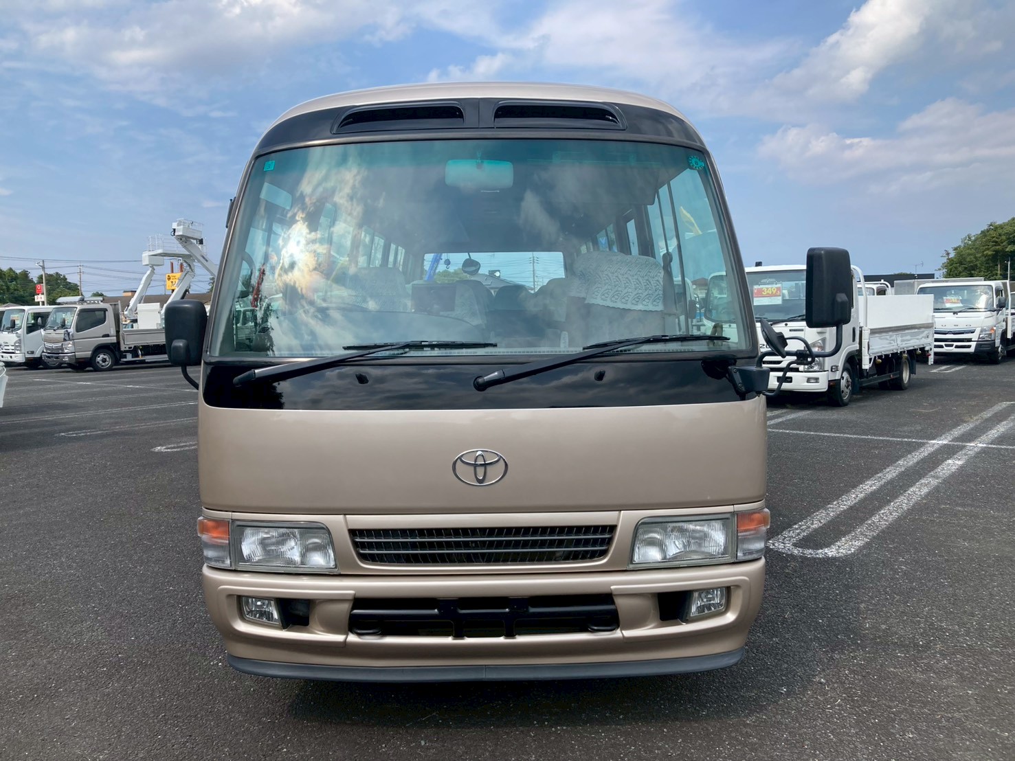 車両外観
