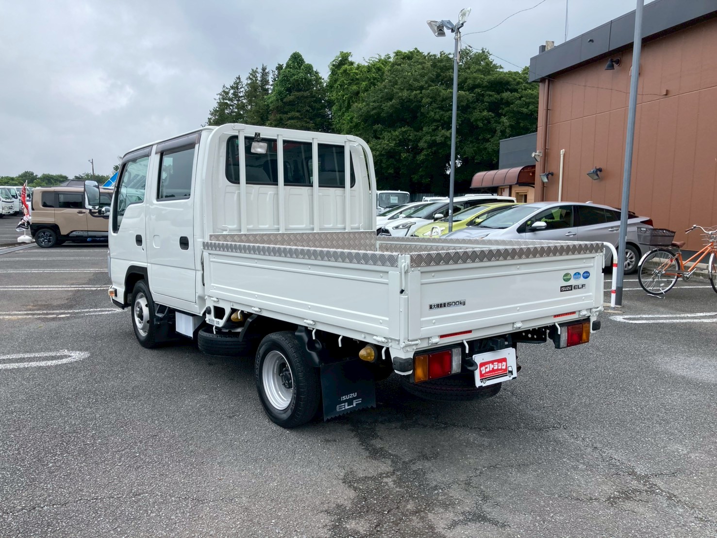 車両外観