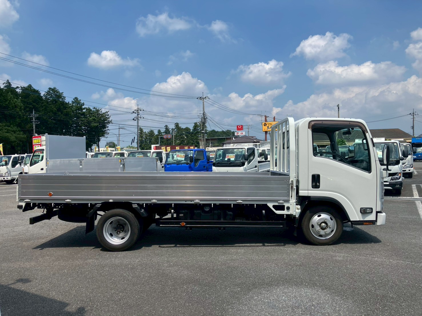 車両外観