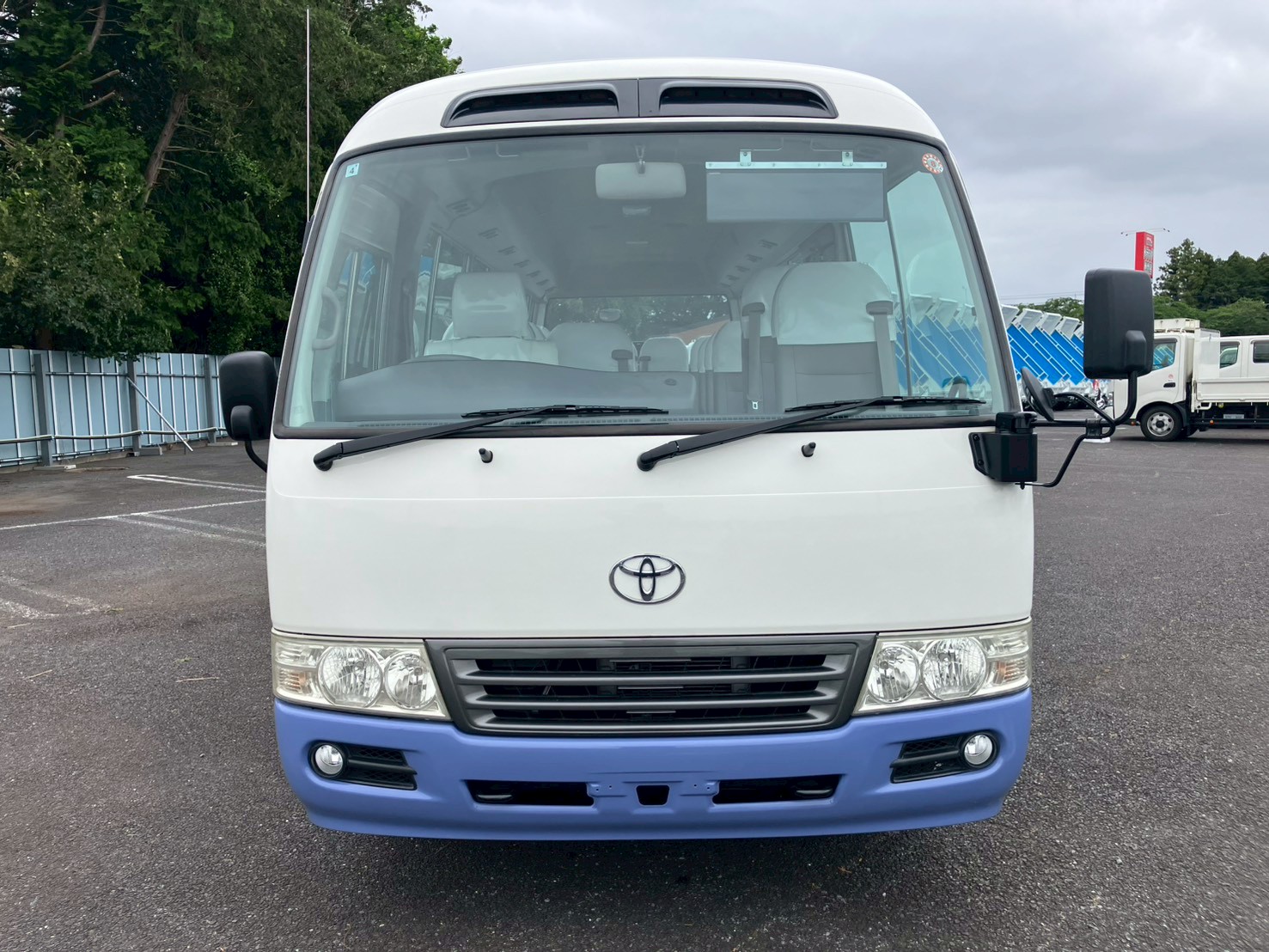 車両外観