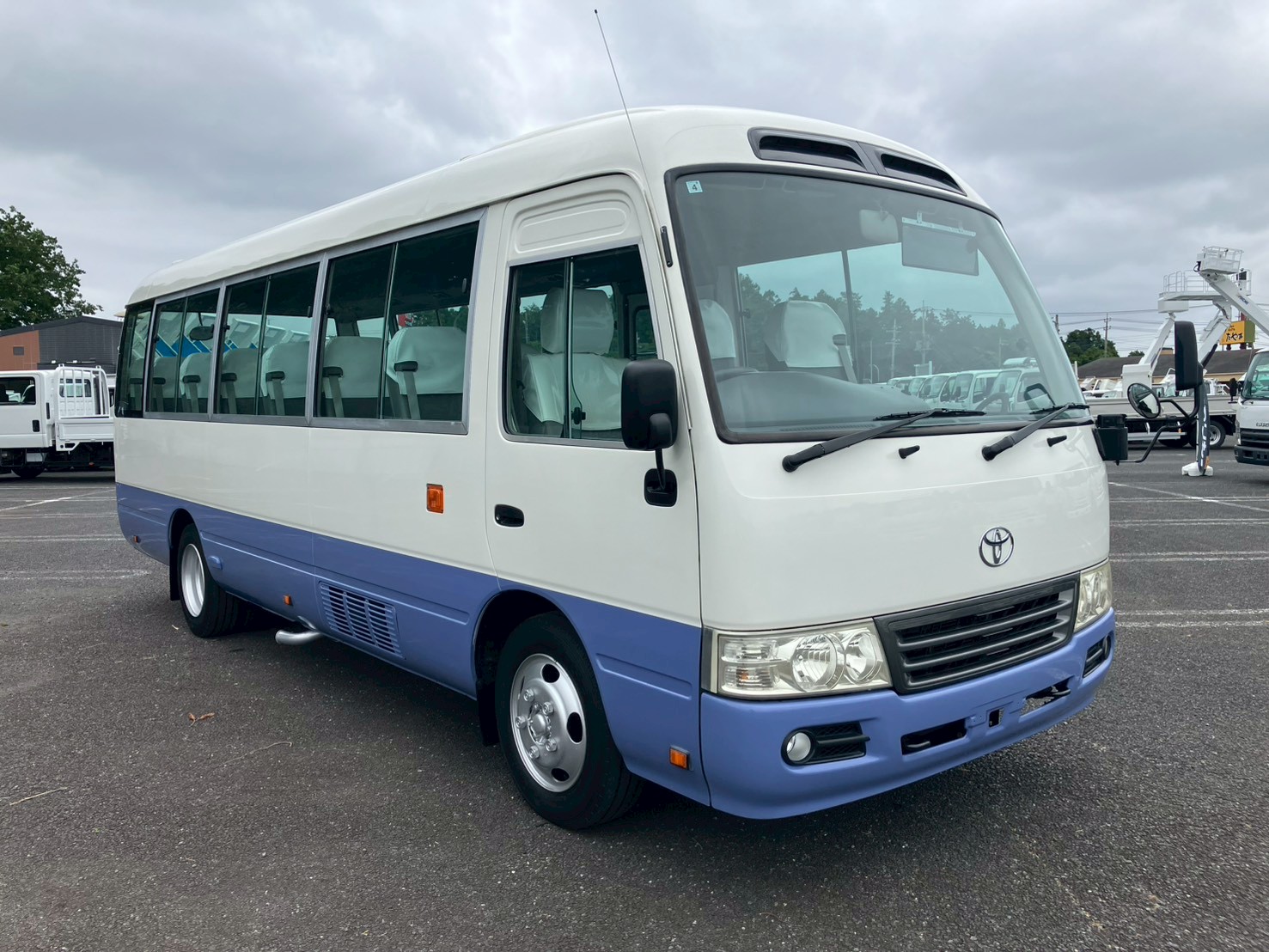 車両外観