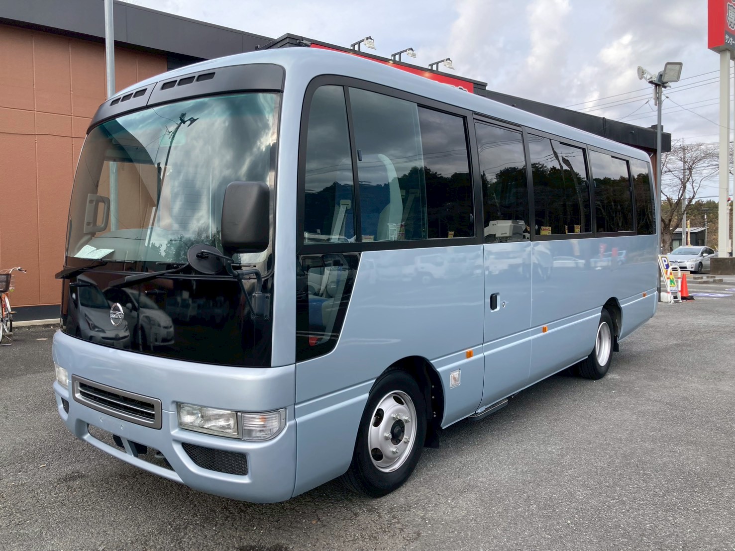車両外観