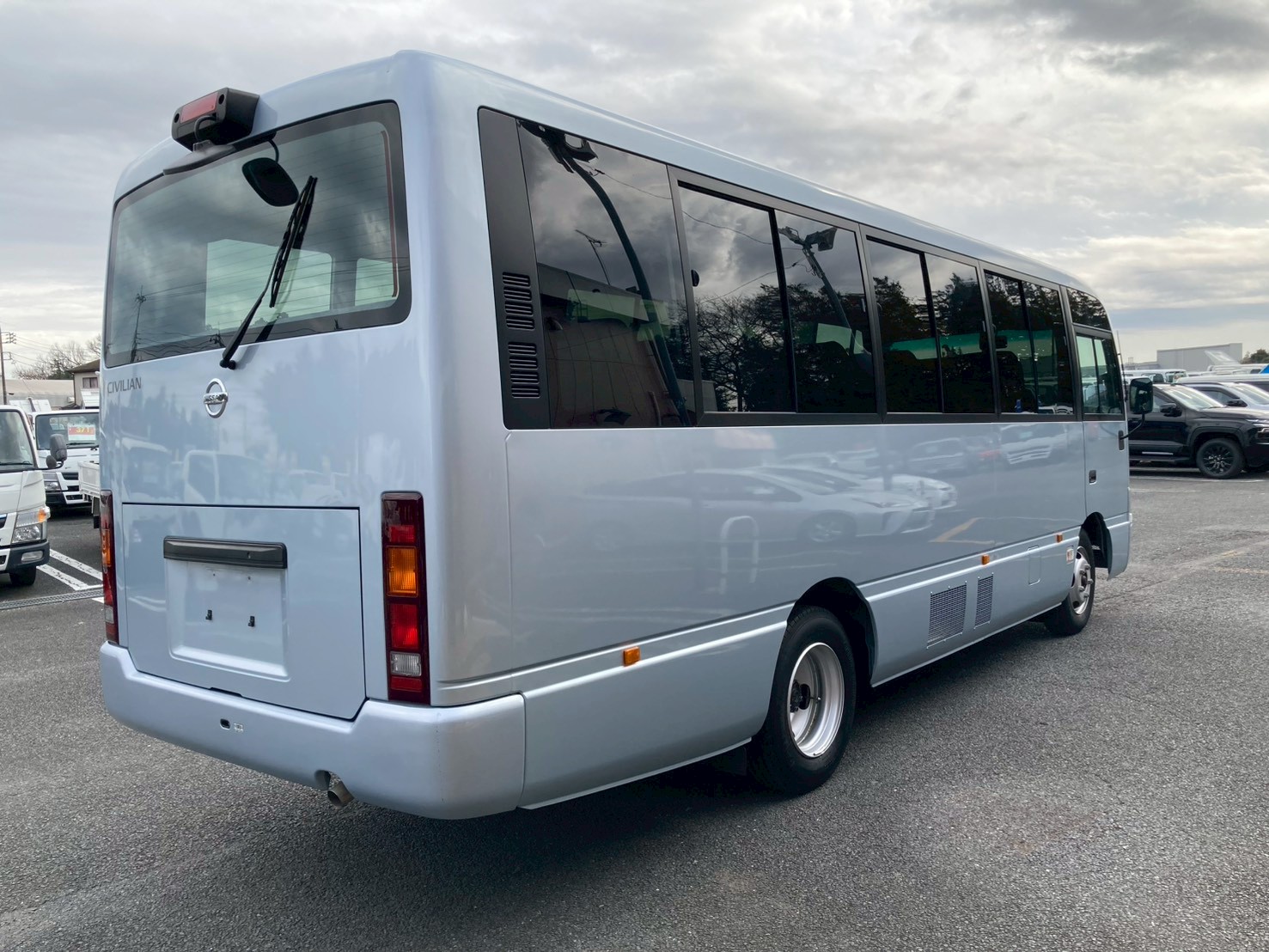 車両外観