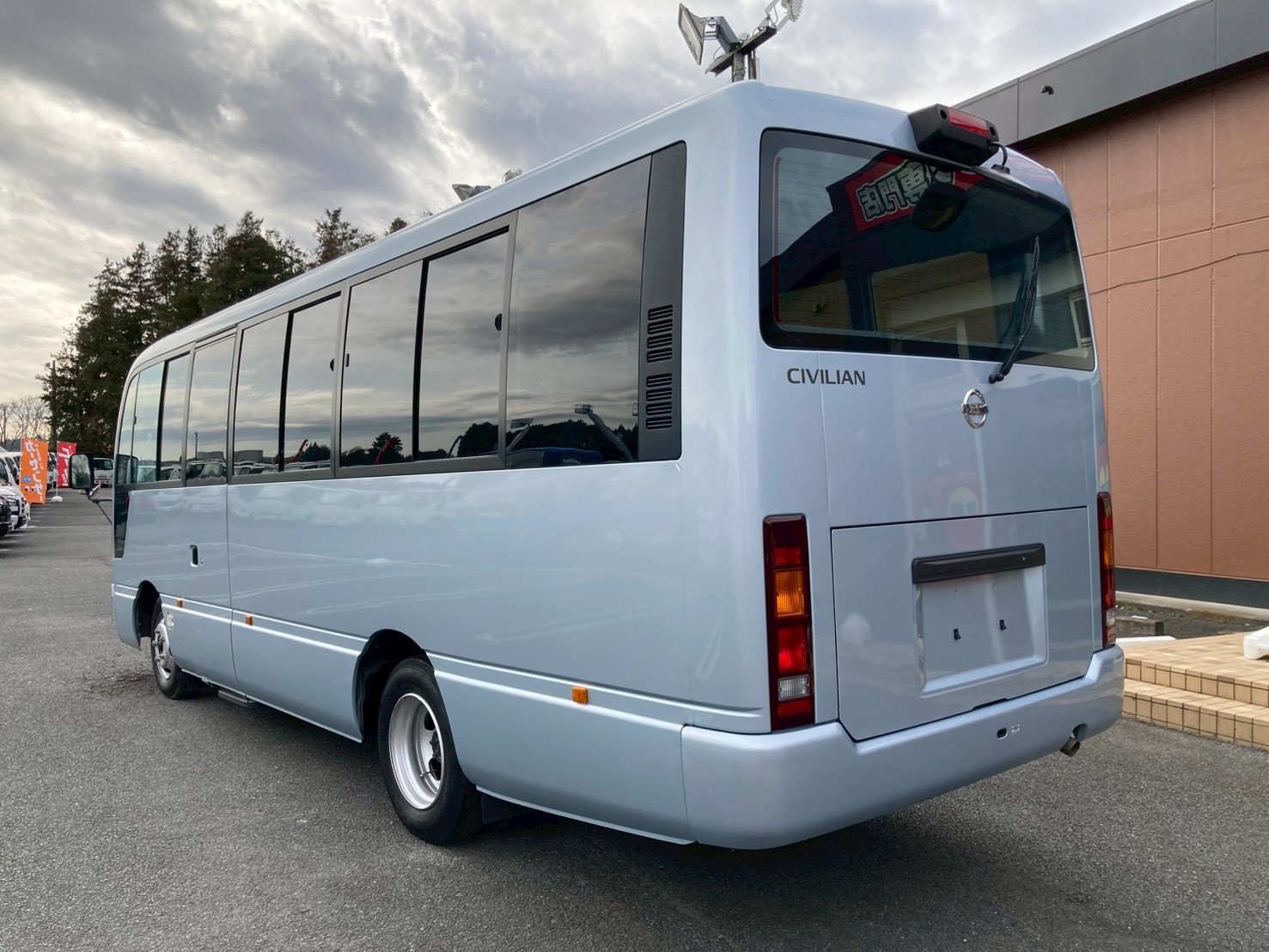 車両外観