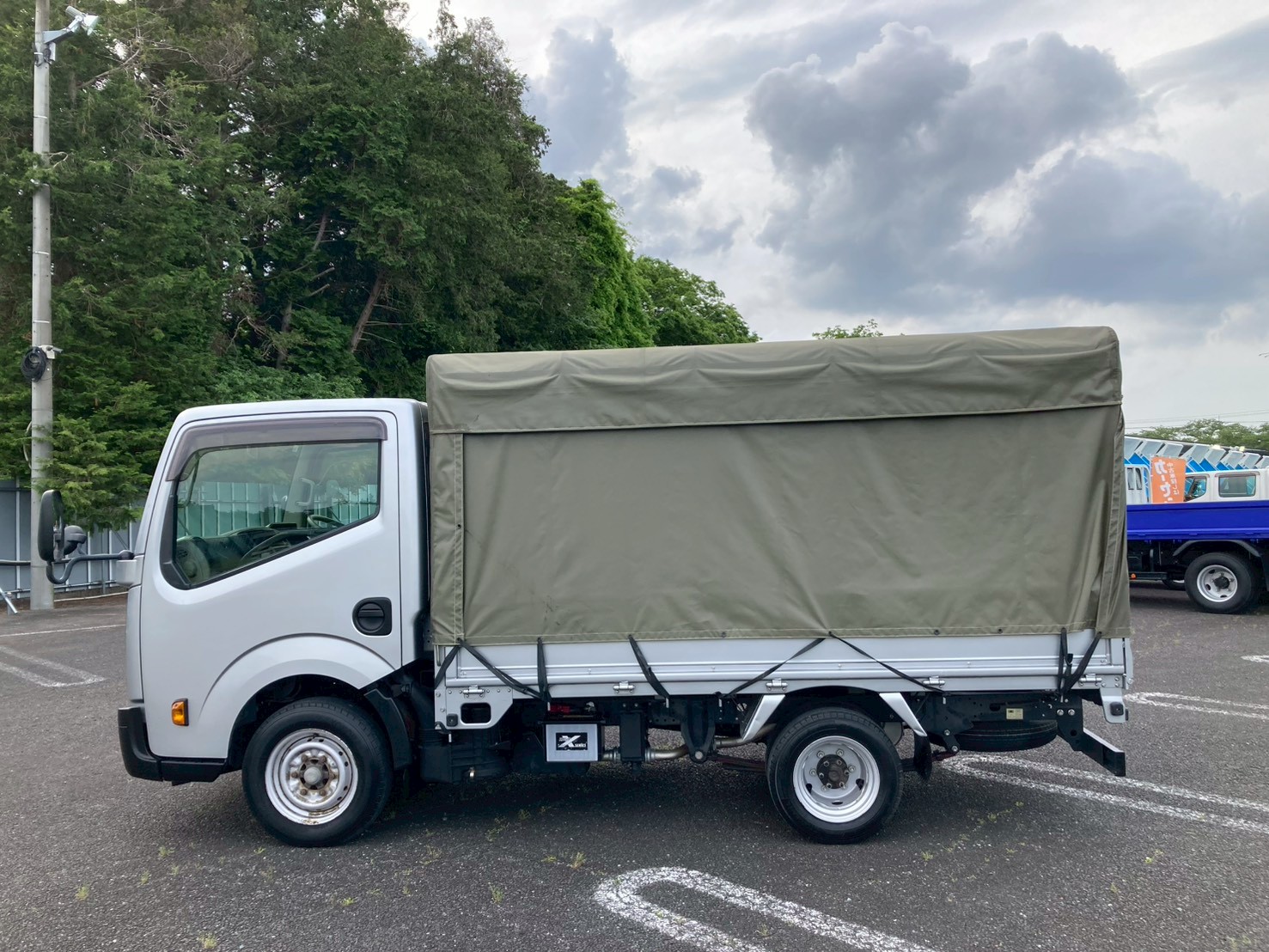 車両外観