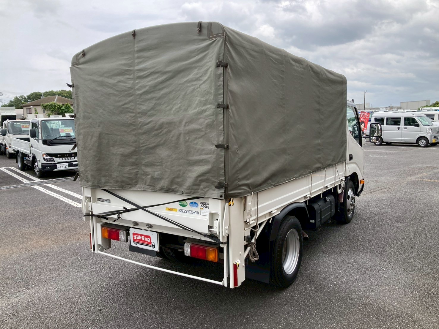車両外観