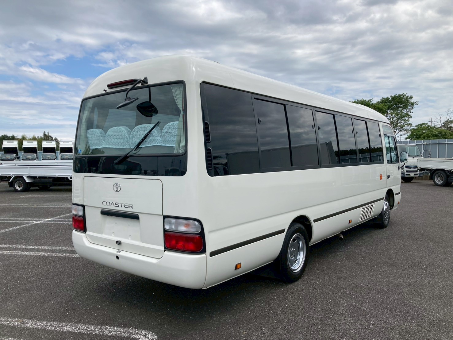 車両外観