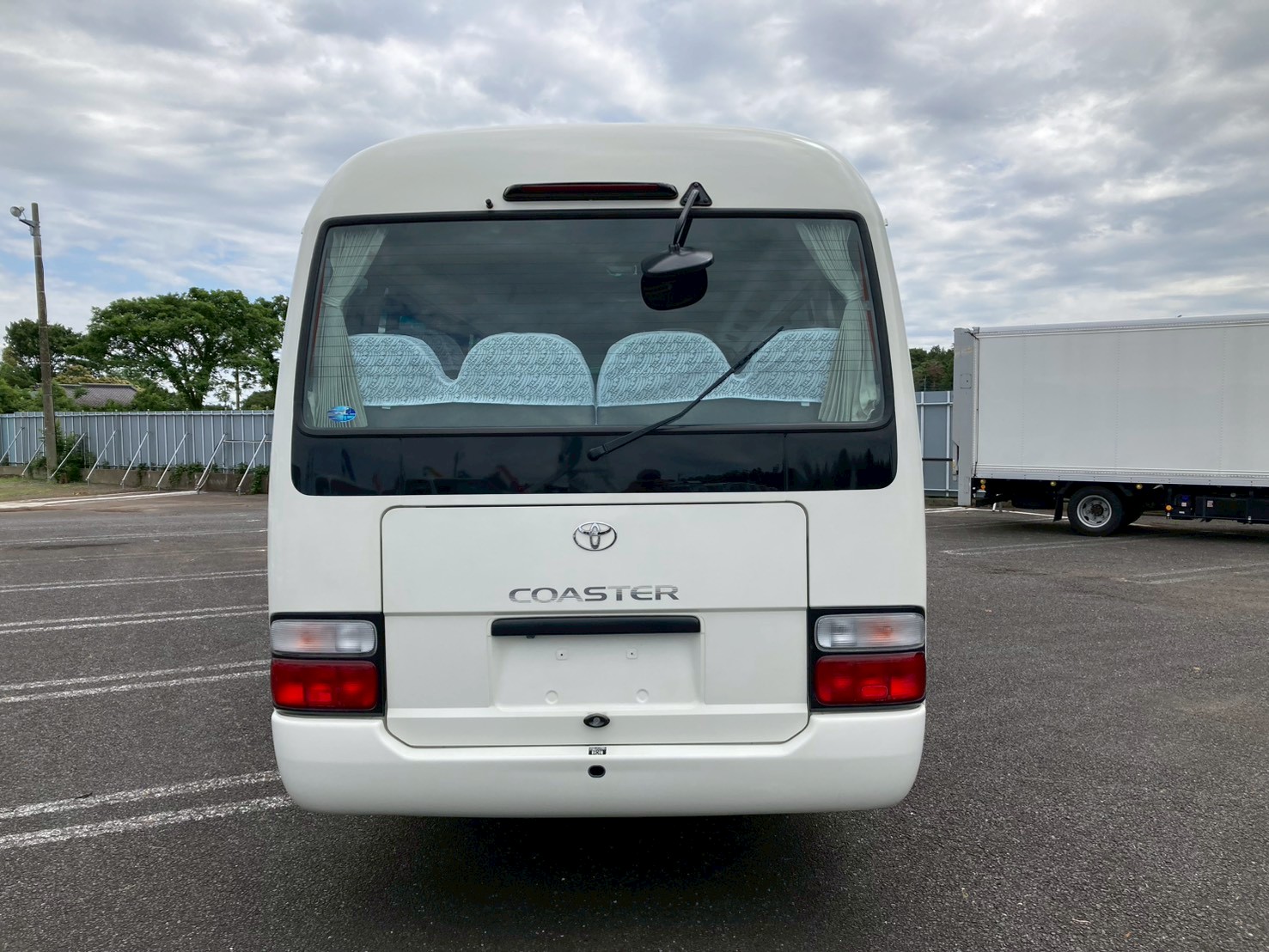 車両外観