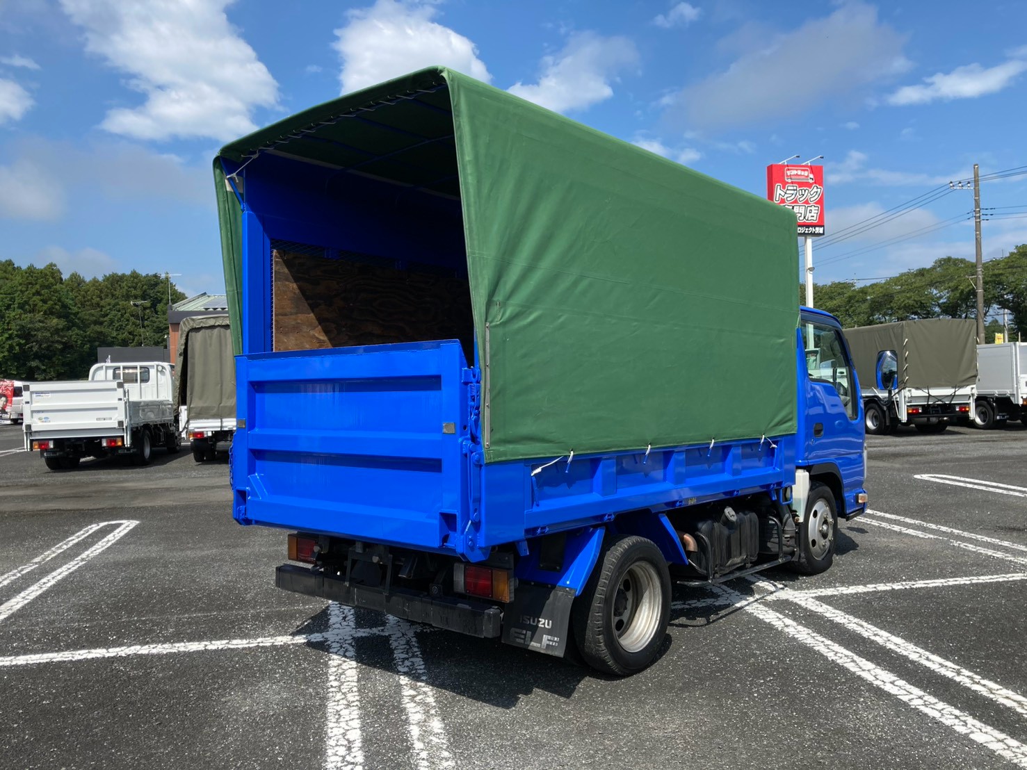 車両外観