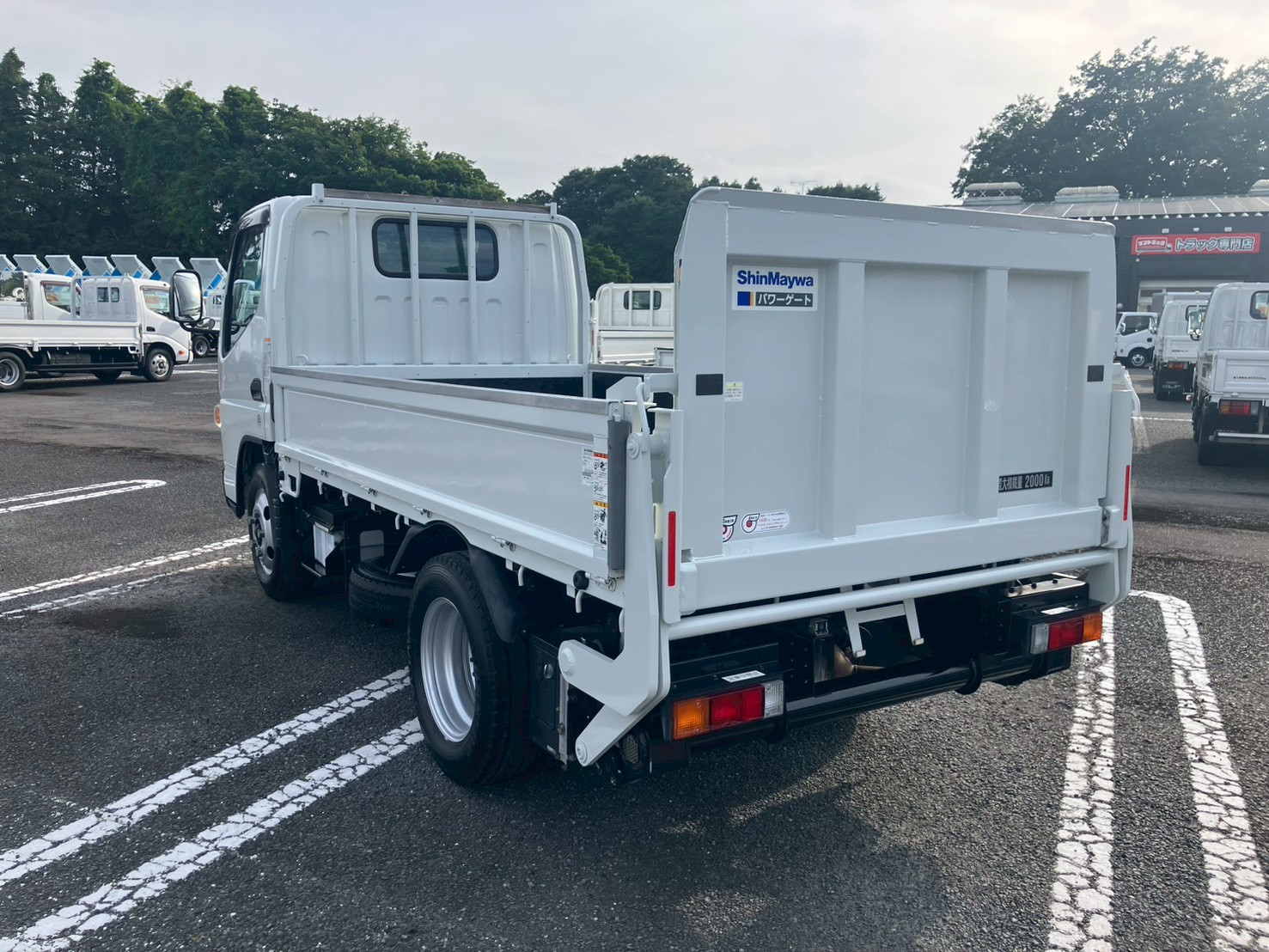車両外観