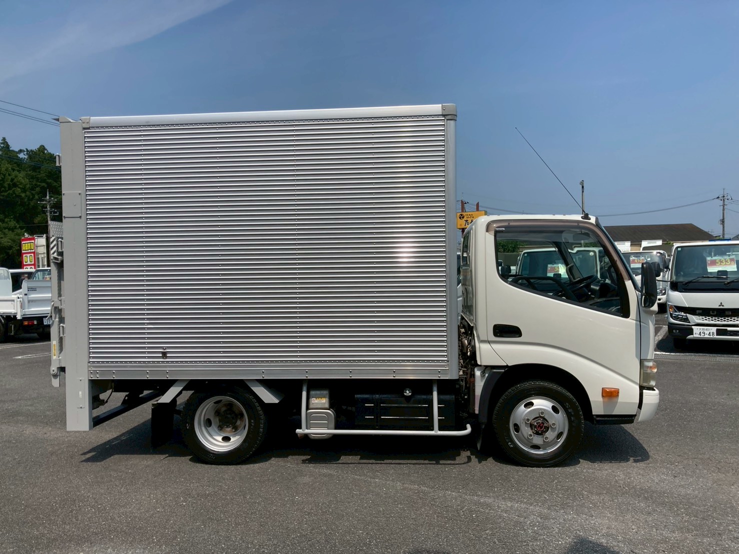 車両外観
