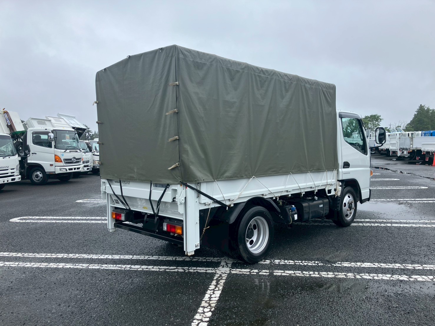 車両外観