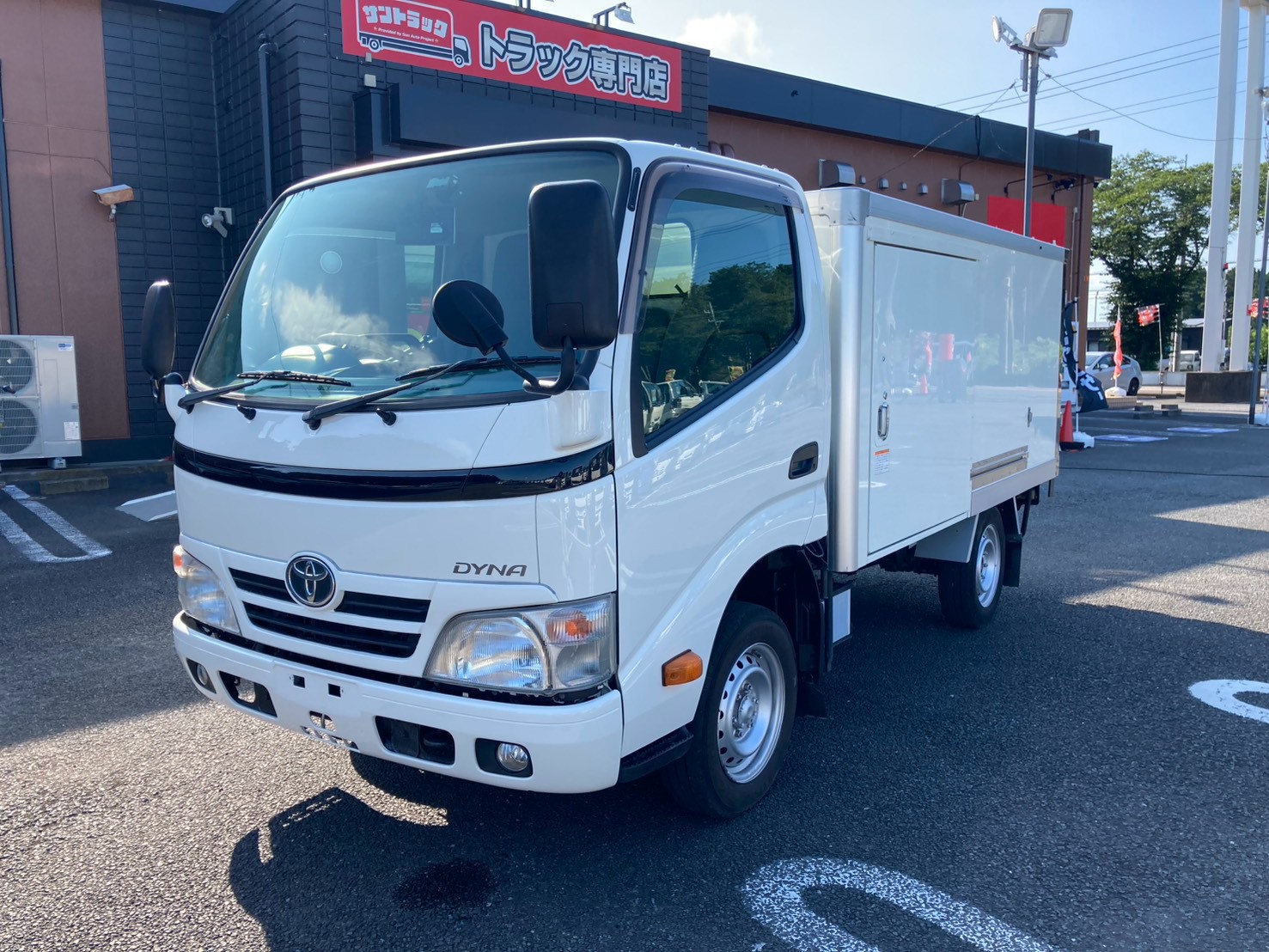 車両外観