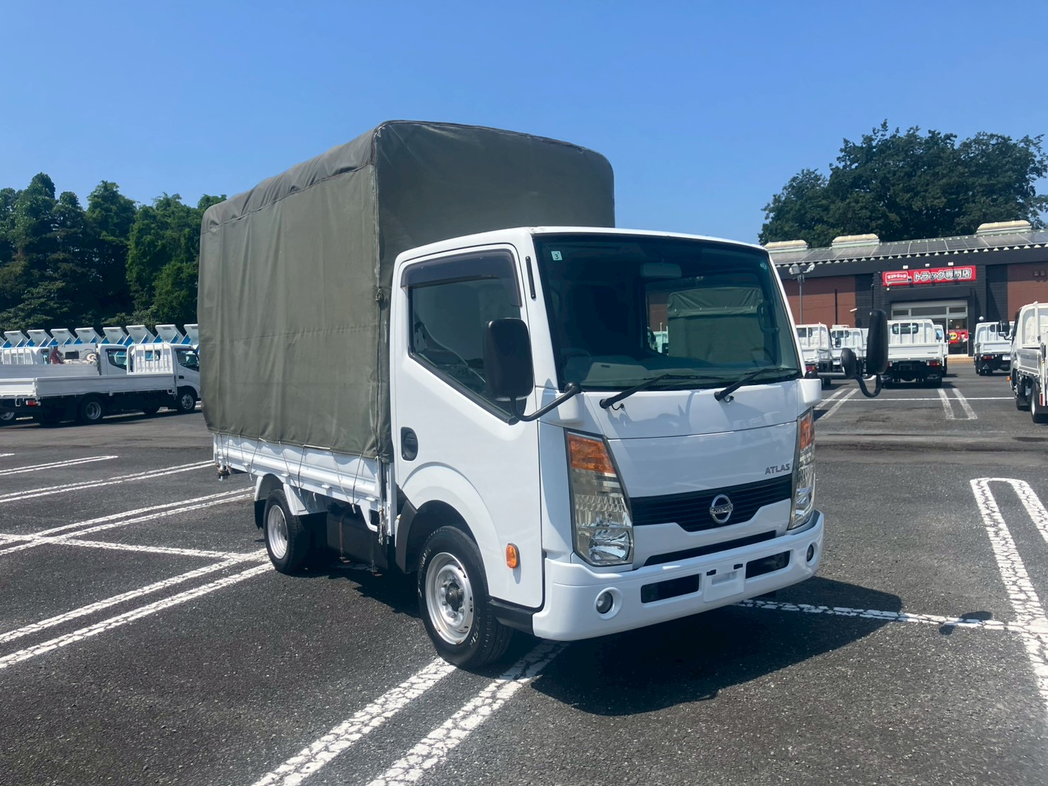 車両外観
