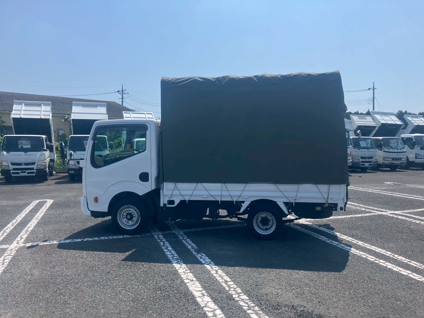 車両外観